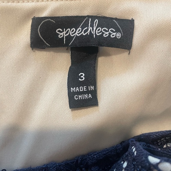 SPEECHLESS FIT & FLARE FORMAL DRESS HIGH LOW CASCADING HEM SZ 3 NAVY - Picture 7 of 10